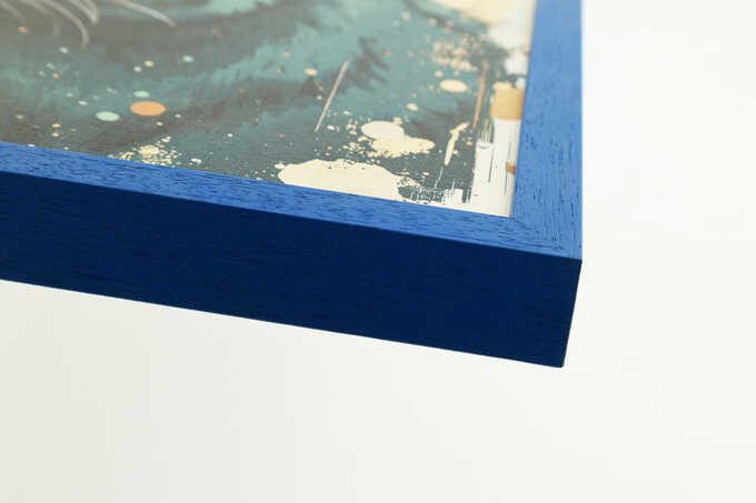 Cadre cache-clous bleu avec toile tendue sur châssis, vue de face en angle