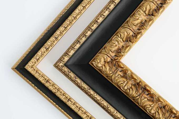 cadres classiques comparatif modèles or et noir : XXL vs fins