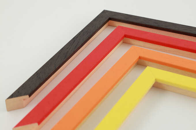 Détail d angle de cadres standards marron et gris, coupe d onglet