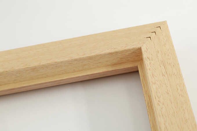 Dos du cadre Scandinave avec agrafes V-Nails